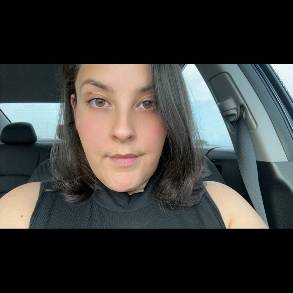 Meet your Posher, Hope